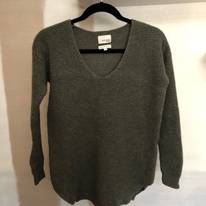 Aritzia Wilfred Free khaki knit sweater in XS